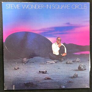 Stevie Wonder IN A SQUARE CIRCLE vinyl LP record GREAT CONDITION